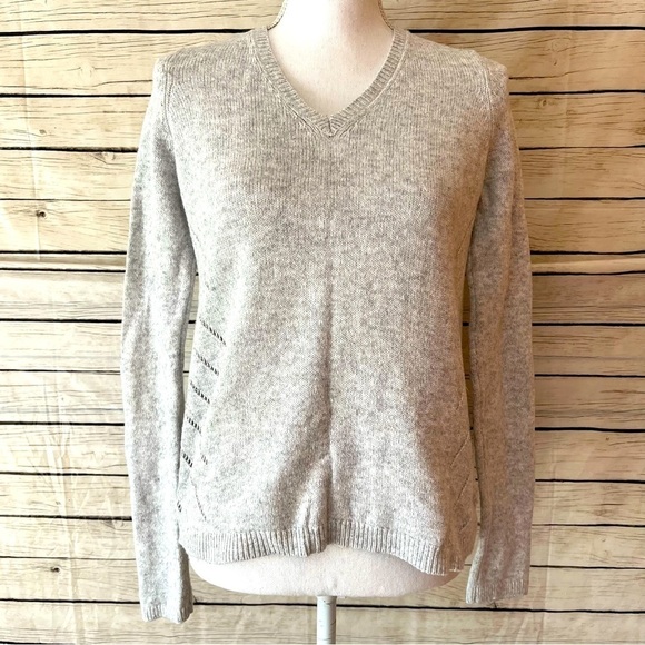 Anthropologie Moth Gray Cashmere Sweater Size Small - Picture 1 of 7